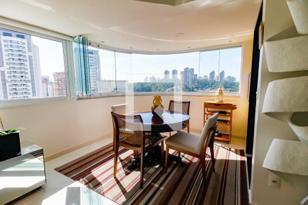 Apartamento para alugar com 117m², 3 quartos e 2 vagas Apartamento para alugar com 117m², 3 quartos e 2 vagasSala