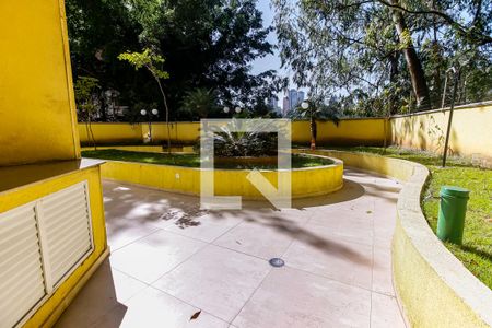 Apartamento para alugar com 117m², 3 quartos e 2 vagas Apartamento para alugar com 117m², 3 quartos e 2 vagasÁrea comum