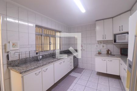 Casa à venda com 200m², 3 quartos e 1 vagaCozinha 