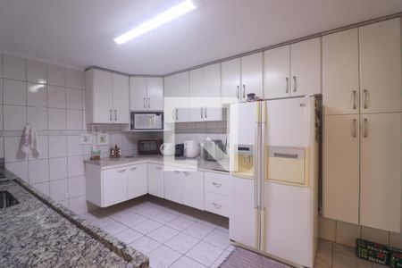 Casa à venda com 200m², 3 quartos e 1 vagaCozinha 