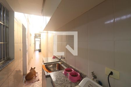 Casa à venda com 200m², 3 quartos e 1 vagaÁrea de Serviço