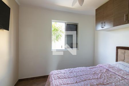 Quarto 1  de apartamento à venda com 2 quartos, 49m² em Jardim São Luís, São Paulo