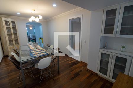 Sala de casa à venda com 4 quartos, 323m² em Vila Sonia, São Paulo