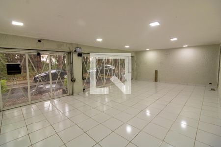 Casa à venda com 323m², 4 quartos e 3 vagasárea comum