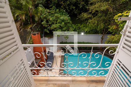 Casa à venda com 323m², 4 quartos e 3 vagasSacada