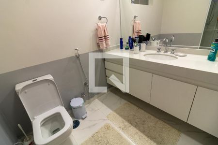 Casa à venda com 323m², 4 quartos e 3 vagasbanheiro