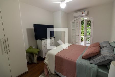 Casa à venda com 323m², 4 quartos e 3 vagasQuarto 4