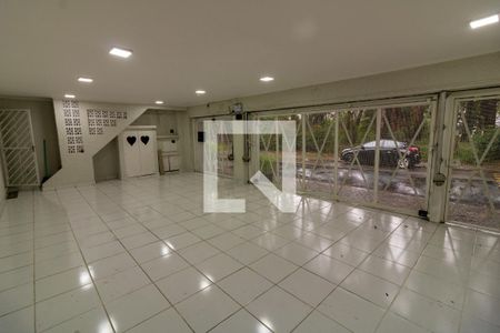 Casa à venda com 323m², 4 quartos e 3 vagasárea comum