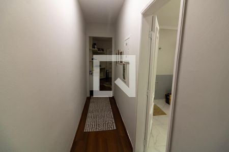Casa à venda com 323m², 4 quartos e 3 vagasCorredor