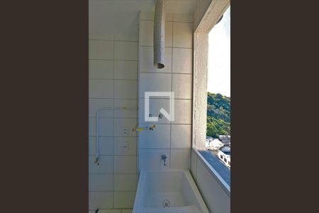 Apartamento para alugar com 50m², 2 quartos e 1 vaga Apartamento para alugar com 50m², 2 quartos e 1 vagaÁrea de Serviço