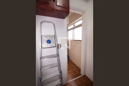 Apartamento à venda com 75m², 3 quartos e 1 vagaQuarto Serviço