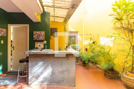 Casa à venda com 260m², 3 quartos e 3 vagasQuintal