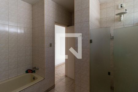 Casa à venda com 260m², 3 quartos e 3 vagasBanheiro