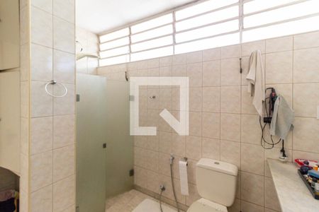 Casa à venda com 260m², 3 quartos e 3 vagasBanheiro