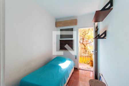 Casa à venda com 260m², 3 quartos e 3 vagasQuarto de Serviço