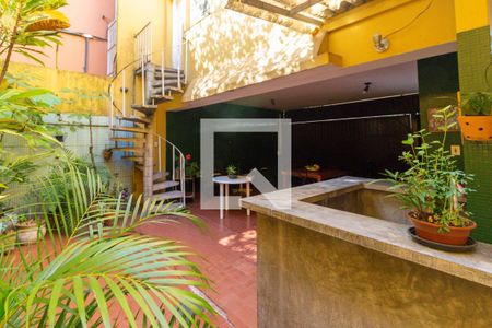 Casa à venda com 260m², 3 quartos e 3 vagasQuintal
