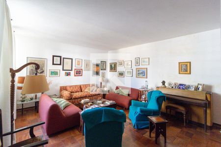 Sala de casa à venda com 3 quartos, 260m² em Vila Mariana, São Paulo