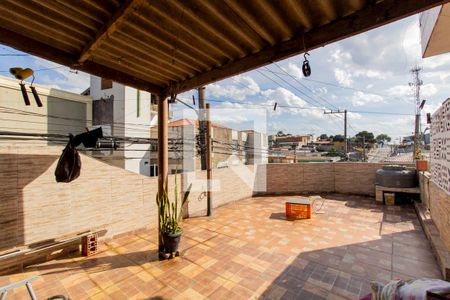 Casa à venda com 180m², 2 quartos e 2 vagasVaranda Suíte 