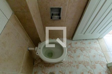 Banheiro de kitnet/studio para alugar com 1 quarto, 29m² em Vila Buarque, São Paulo