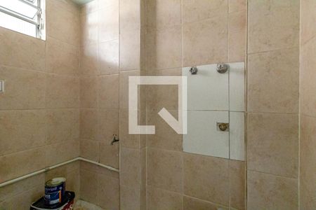 Banheiro de kitnet/studio para alugar com 1 quarto, 29m² em Vila Buarque, São Paulo