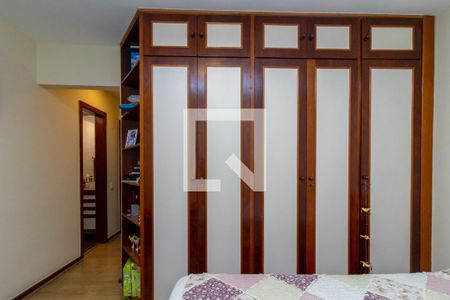 Apartamento à venda com 350m², 4 quartos e 3 vagasQuarto 3