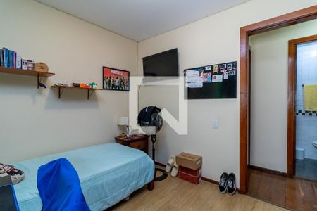 Apartamento à venda com 350m², 4 quartos e 3 vagasQuarto 4