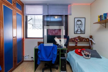 Apartamento à venda com 350m², 4 quartos e 3 vagasQuarto 4