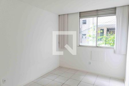 Quarto 1 de apartamento à venda com 3 quartos, 59m² em Santa Rosa, Niterói