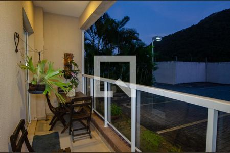 Apartamento para alugar com 82m², 3 quartos e 1 vagaVaranda
