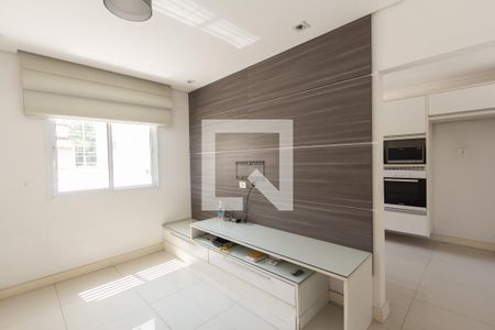 Sala 2 de casa para alugar com 3 quartos, 180m² em Vila Olímpia, São Paulo