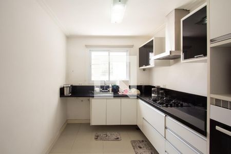 Casa para alugar com 180m², 3 quartos e 2 vagasCozinha