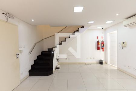Sala de casa para alugar com 3 quartos, 180m² em Vila Olímpia, São Paulo