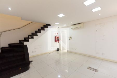 Sala de casa para alugar com 3 quartos, 180m² em Vila Olímpia, São Paulo