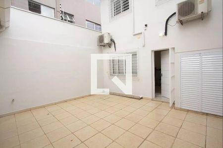 Casa para alugar com 180m², 3 quartos e 2 vagasQuintal