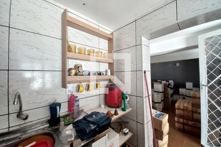 Casa à venda com 165m², 3 quartos e 5 vagas Casa à venda com 165m², 3 quartos e 5 vagasCozinha