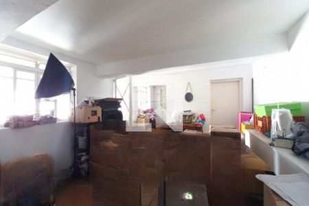 Casa à venda com 165m², 3 quartos e 5 vagas Casa à venda com 165m², 3 quartos e 5 vagasSala