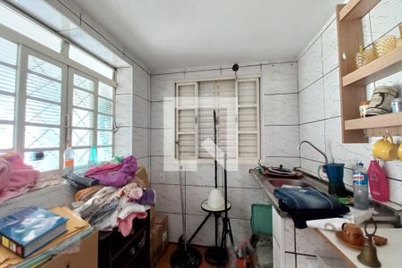 Casa à venda com 165m², 3 quartos e 5 vagas Casa à venda com 165m², 3 quartos e 5 vagasCozinha