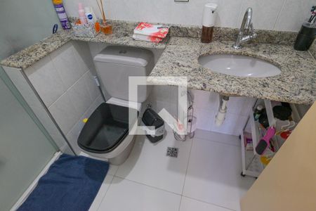 Apartamento à venda com 56m², 2 quartos e 1 vaga Apartamento à venda com 56m², 2 quartos e 1 vagaBanheiro