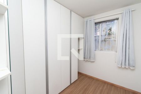 Quarto 1 de apartamento para alugar com 2 quartos, 52m² em Monte Castelo, Contagem