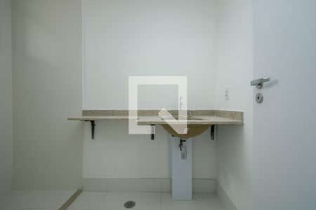 Apartamento à venda com 125m², 3 quartos e 2 vagas Apartamento à venda com 125m², 3 quartos e 2 vagasBanheiro da Suíte 1