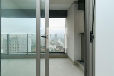 Apartamento à venda com 125m², 3 quartos e 2 vagas Apartamento à venda com 125m², 3 quartos e 2 vagasVaranda da Suíte 1