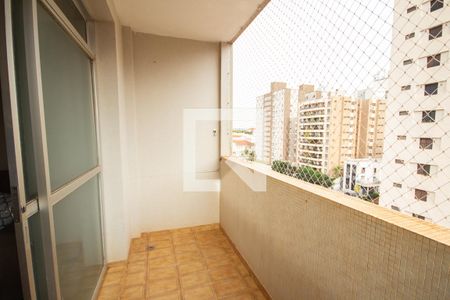 Sacada de apartamento para alugar com 3 quartos, 100m² em Centro, Ribeirão Preto