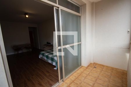 Sacada de apartamento para alugar com 3 quartos, 100m² em Centro, Ribeirão Preto