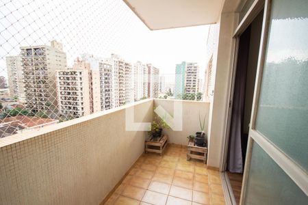 Sacada de apartamento para alugar com 3 quartos, 100m² em Centro, Ribeirão Preto