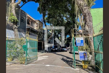 Casa à venda com 300m², 4 quartos e sem vagaPortão