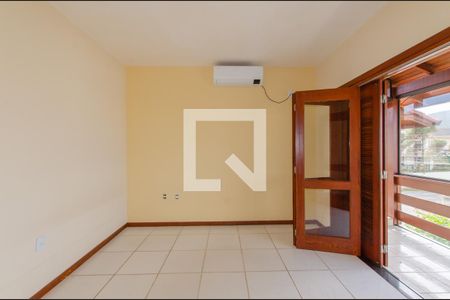 Casa para alugar com 372m², 3 quartos e 4 vagas Casa para alugar com 372m², 3 quartos e 4 vagasSuíte