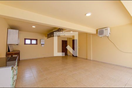 Casa para alugar com 372m², 3 quartos e 4 vagas Casa para alugar com 372m², 3 quartos e 4 vagasGaragem