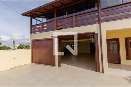 Casa para alugar com 372m², 3 quartos e 4 vagas Casa para alugar com 372m², 3 quartos e 4 vagasGaragem