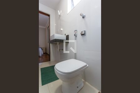 Apartamento para alugar com 100m², 3 quartos e 1 vagaBanheiro da Suíte