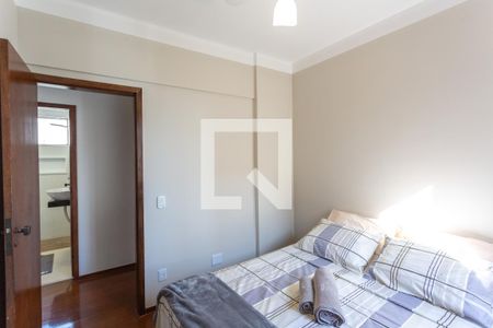 Apartamento para alugar com 100m², 3 quartos e 1 vagaQuarto 2